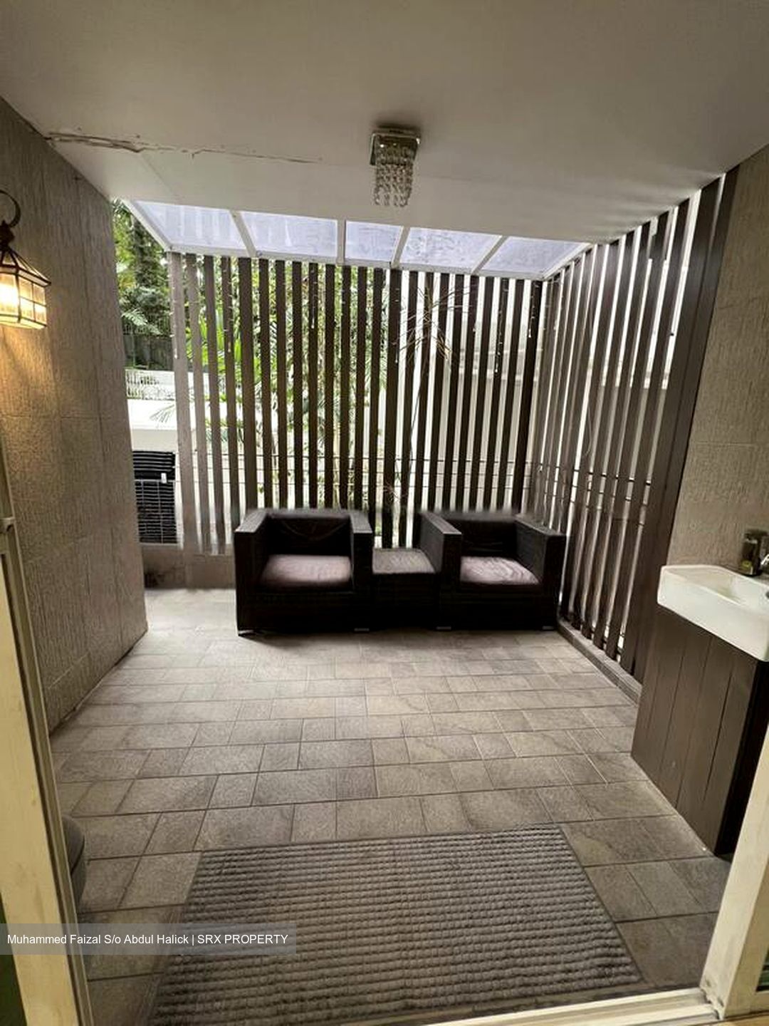 The Esparis (D18), Condominium #635137201